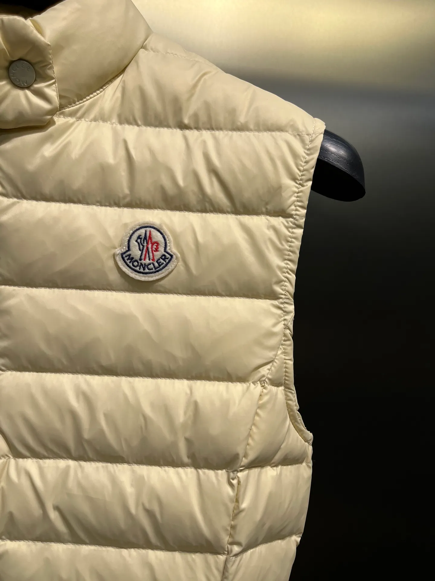 Moncler 25 Igens ， Versatile 。 Same Style， 90 ！ ：Black White Pink Sizes：1234